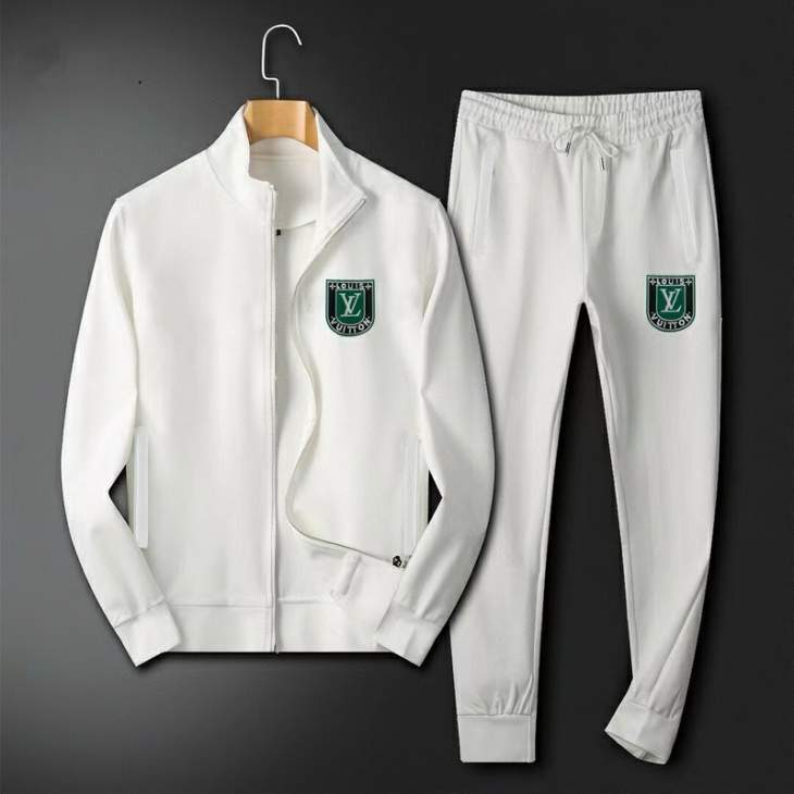 Picture of LV Sweater Suits _SKULVM-5XLkdtr7441108